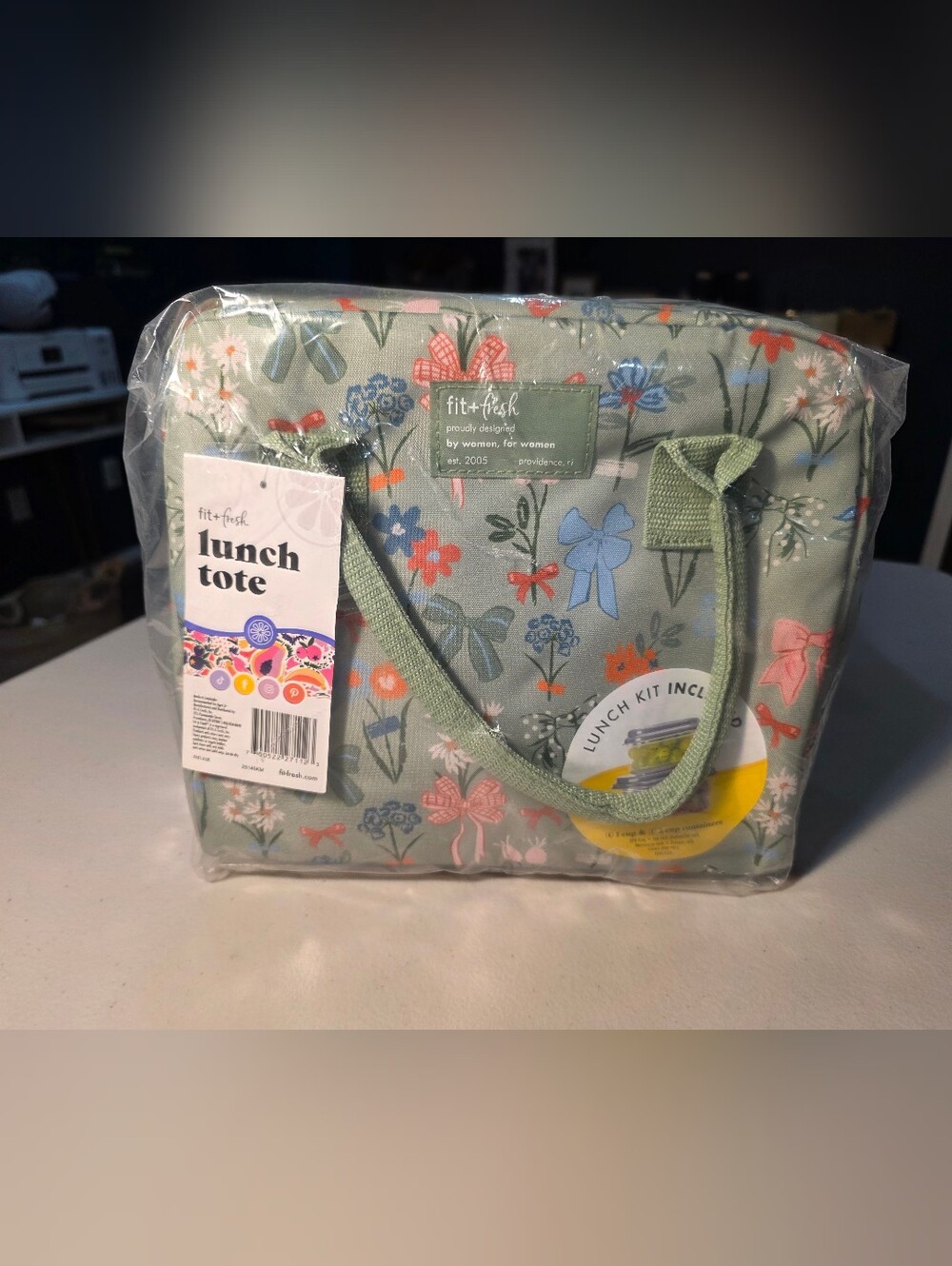 Fit + Fresh Green Floral Lunch Tote with Bow Print